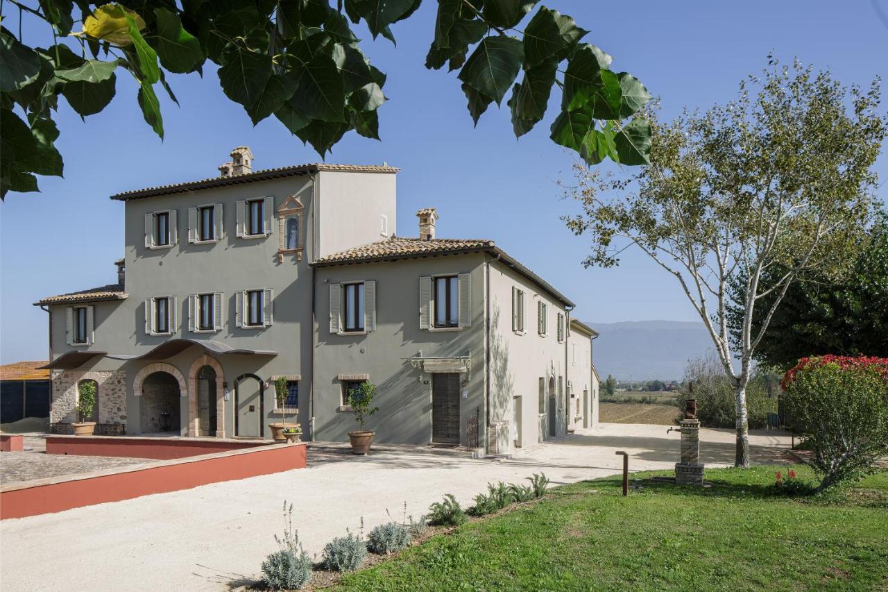 Seipetali Aparthotel Cannara Exterior photo