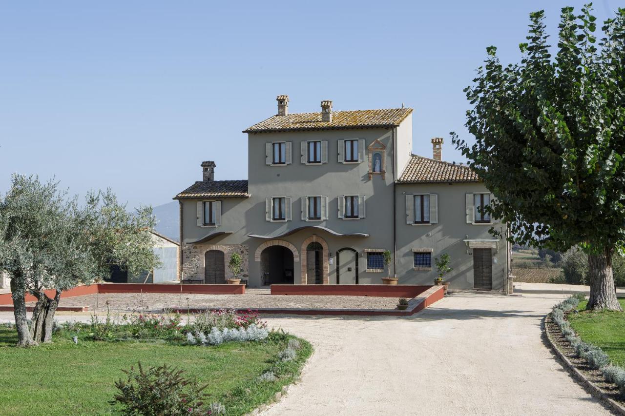 Seipetali Aparthotel Cannara Exterior photo